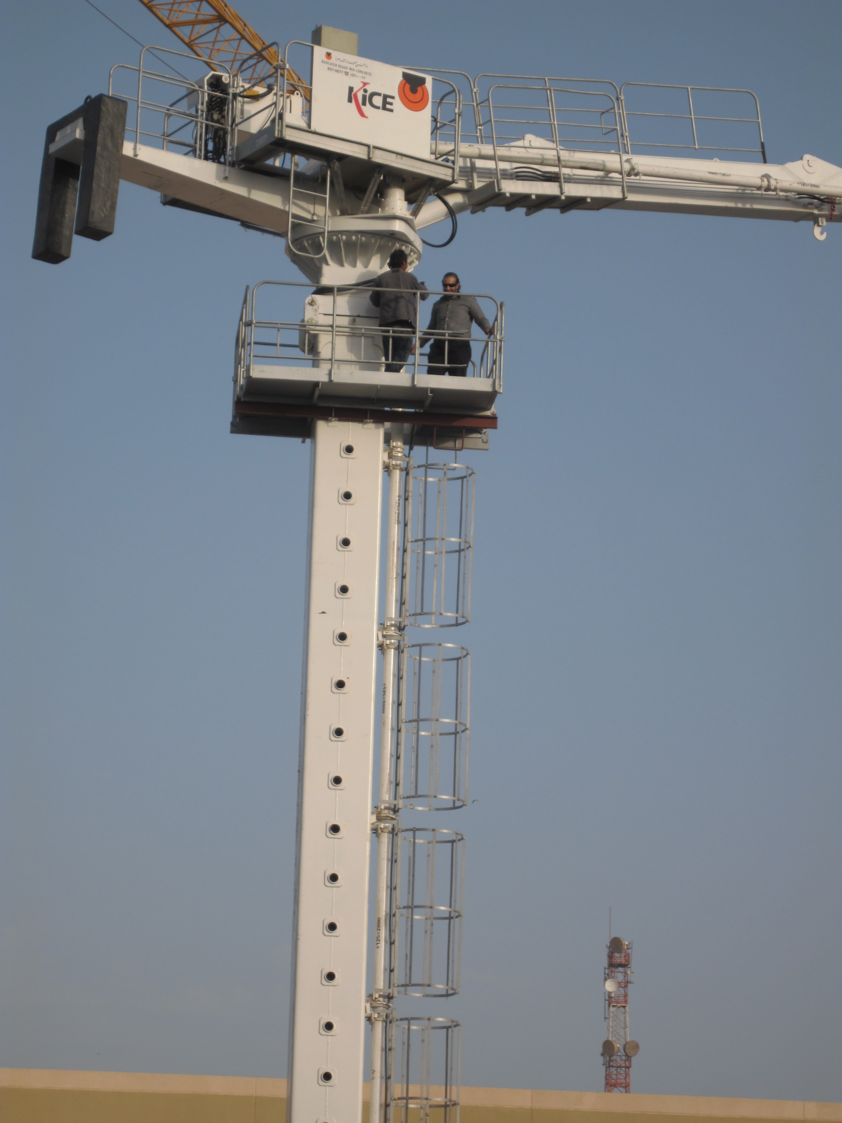 電梯井液壓布料機(jī)